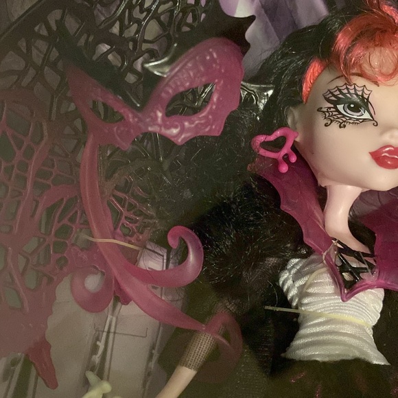 MONSTER HIGH GHOULS RULE DRACULAURA. - Picture 3 of 11